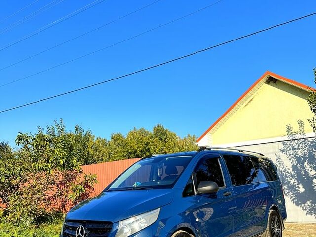 Синій Мерседес Віто, об'ємом двигуна 2.1 л та пробігом 308 тис. км за 22000 $, фото 1 на Automoto.ua