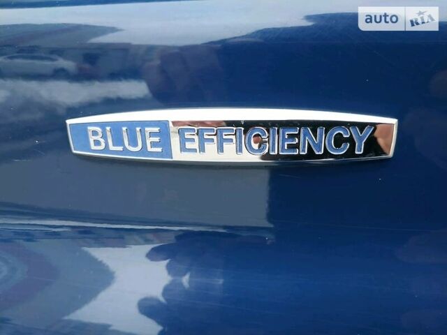 Синий Мерседес Вито, объемом двигателя 2.1 л и пробегом 300 тыс. км за 12799 $, фото 13 на Automoto.ua