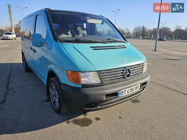 Зеленый Мерседес Вито, объемом двигателя 2.38 л и пробегом 400 тыс. км за 3950 $, фото 3 на Automoto.ua