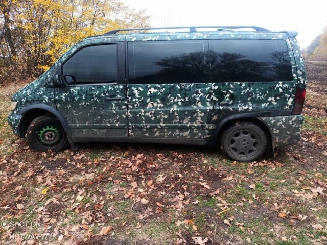 Зеленый Мерседес Вито, объемом двигателя 2.1 л и пробегом 330 тыс. км за 2000 $, фото 1 на Automoto.ua