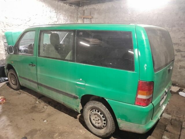 Зеленый Мерседес Вито, объемом двигателя 2.1 л и пробегом 410 тыс. км за 1653 $, фото 5 на Automoto.ua