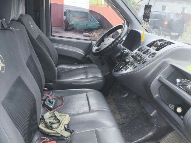 Зелений Мерседес Віто, об'ємом двигуна 0 л та пробігом 230 тис. км за 2600 $, фото 4 на Automoto.ua