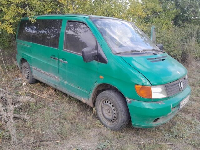 Зеленый Мерседес Вито, объемом двигателя 2.1 л и пробегом 410 тыс. км за 1653 $, фото 1 на Automoto.ua