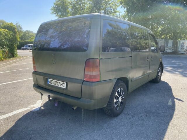 Мерседес Віто 1999 у Дніпро (Дніпропетровську) на Automoto.ua Зелений Мерседес Віто, об'ємом двигуна 2.1 л та пробігом 400 тис. км за 3800 $, фото 2 на Automoto.ua