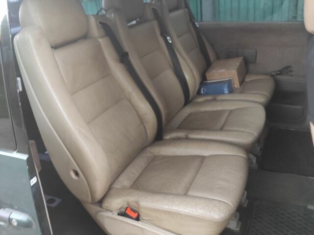 Зеленый Мерседес Вито, объемом двигателя 2.2 л и пробегом 474 тыс. км за 3200 $, фото 4 на Automoto.ua