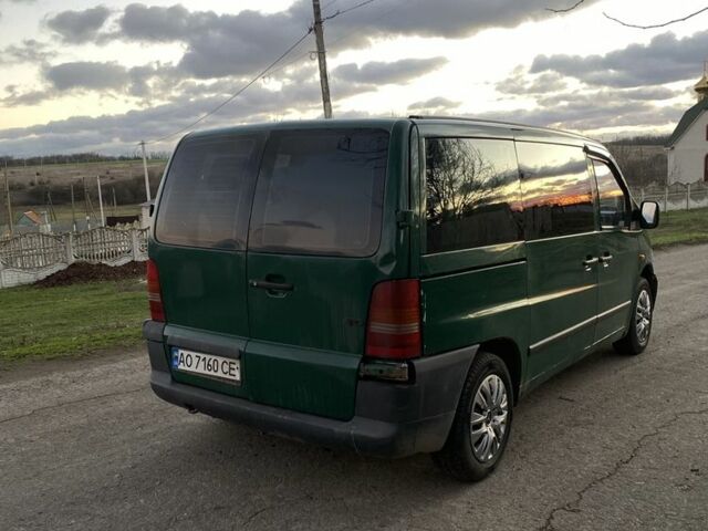 Зеленый Мерседес Вито, объемом двигателя 2.2 л и пробегом 250 тыс. км за 3500 $, фото 3 на Automoto.ua