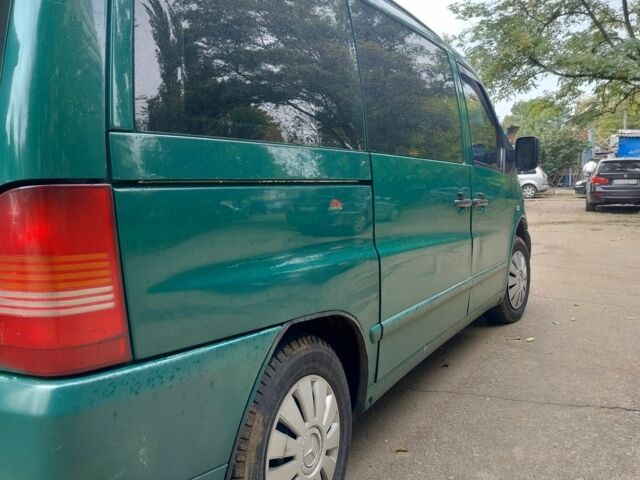 Мерседес Віто 2003 у Одесі на Automoto.ua Зелений Мерседес Віто, об'ємом двигуна 2.1 л та пробігом 659 тис. км за 4999 $, фото 4 на Automoto.ua