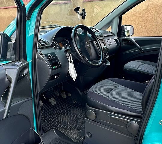 Зелений Мерседес Віто, об'ємом двигуна 2.1 л та пробігом 249 тис. км за 9500 $, фото 4 на Automoto.ua