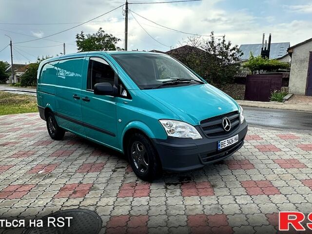 Зелений Мерседес Віто, об'ємом двигуна 2.1 л та пробігом 249 тис. км за 9500 $, фото 2 на Automoto.ua