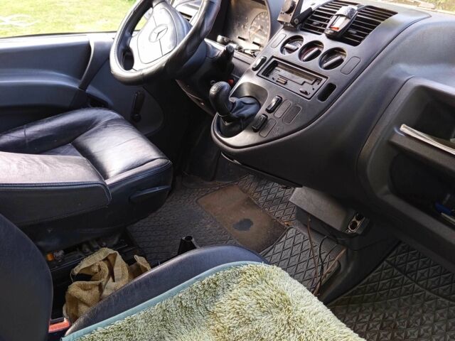 Зелений Мерседес Віто, об'ємом двигуна 2.3 л та пробігом 303 тис. км за 3999 $, фото 3 на Automoto.ua