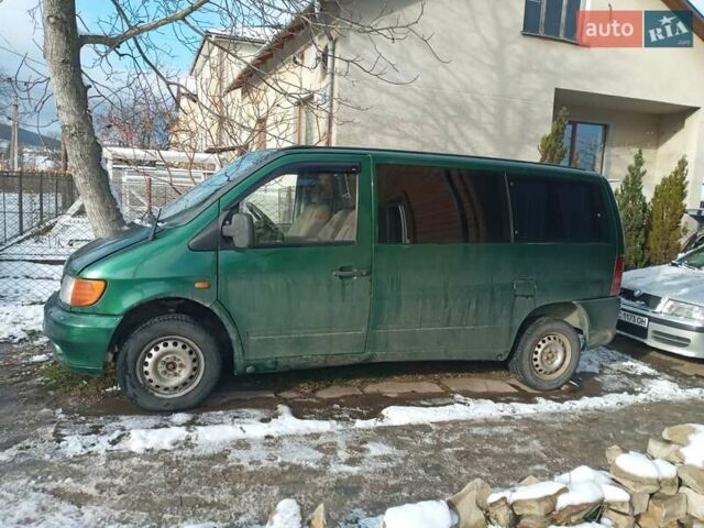 Зеленый Мерседес Вито, объемом двигателя 2.3 л и пробегом 460 тыс. км за 3800 $, фото 2 на Automoto.ua