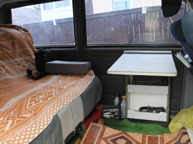 Зеленый Мерседес Вито, объемом двигателя 2 л и пробегом 355 тыс. км за 3332 $, фото 8 на Automoto.ua