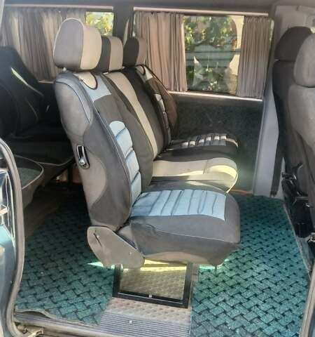 Зеленый Мерседес Вито, объемом двигателя 2.3 л и пробегом 548 тыс. км за 4650 $, фото 7 на Automoto.ua