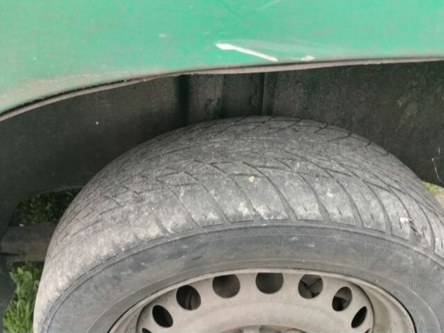 Зеленый Мерседес Вито, объемом двигателя 0 л и пробегом 362 тыс. км за 2500 $, фото 3 на Automoto.ua