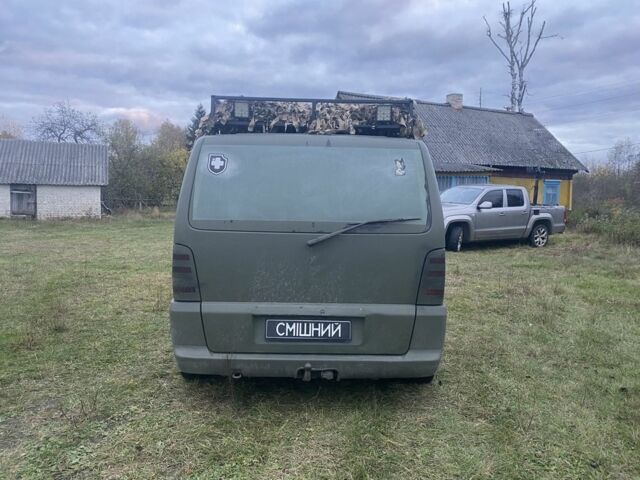 Зеленый Мерседес Вито, объемом двигателя 2.3 л и пробегом 350 тыс. км за 2500 $, фото 8 на Automoto.ua