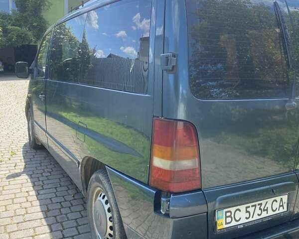 Зеленый Мерседес Вито, объемом двигателя 2.2 л и пробегом 143 тыс. км за 4200 $, фото 3 на Automoto.ua