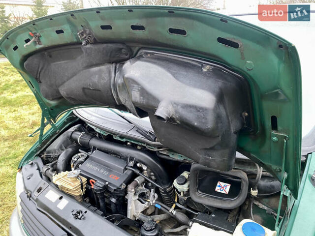 Зеленый Мерседес Вито, объемом двигателя 2.2 л и пробегом 370 тыс. км за 6000 $, фото 23 на Automoto.ua