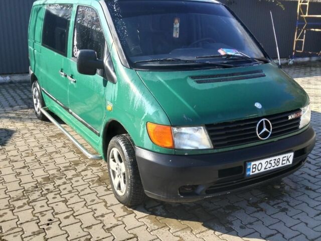 Зеленый Мерседес Вито, объемом двигателя 2.2 л и пробегом 290 тыс. км за 3900 $, фото 5 на Automoto.ua