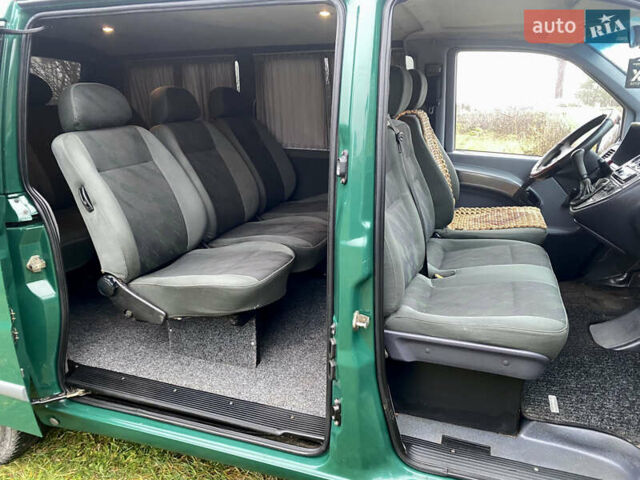 Зеленый Мерседес Вито, объемом двигателя 2.2 л и пробегом 370 тыс. км за 6000 $, фото 31 на Automoto.ua