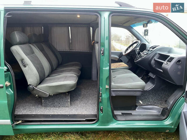 Зеленый Мерседес Вито, объемом двигателя 2.2 л и пробегом 370 тыс. км за 6000 $, фото 32 на Automoto.ua