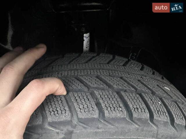 Зеленый Мерседес Вито, объемом двигателя 2.15 л и пробегом 432 тыс. км за 3500 $, фото 23 на Automoto.ua