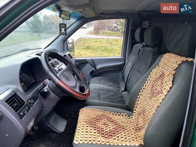 Зеленый Мерседес Вито, объемом двигателя 2.2 л и пробегом 370 тыс. км за 6000 $, фото 36 на Automoto.ua