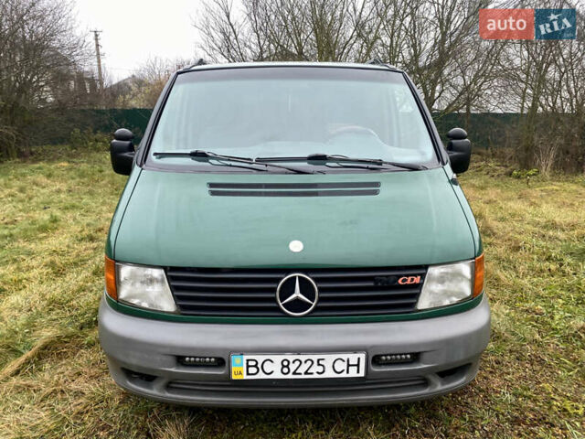 Зеленый Мерседес Вито, объемом двигателя 2.2 л и пробегом 370 тыс. км за 6000 $, фото 19 на Automoto.ua