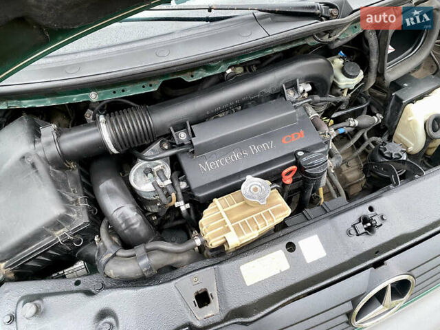 Зеленый Мерседес Вито, объемом двигателя 2.2 л и пробегом 370 тыс. км за 6000 $, фото 24 на Automoto.ua