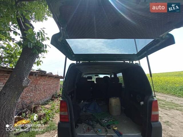 Зелений Мерседес Віто, об'ємом двигуна 2.15 л та пробігом 400 тис. км за 4750 $, фото 12 на Automoto.ua