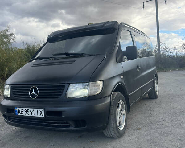 Зеленый Мерседес Вито, объемом двигателя 2.15 л и пробегом 565 тыс. км за 9999 $, фото 2 на Automoto.ua