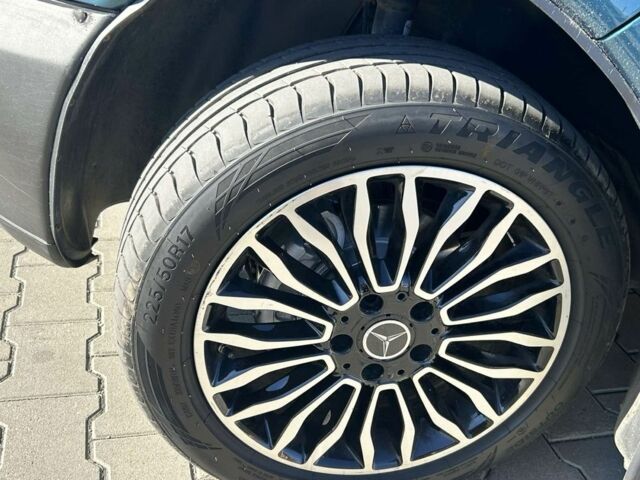 Зеленый Мерседес Вито, объемом двигателя 2.2 л и пробегом 280 тыс. км за 4350 $, фото 5 на Automoto.ua