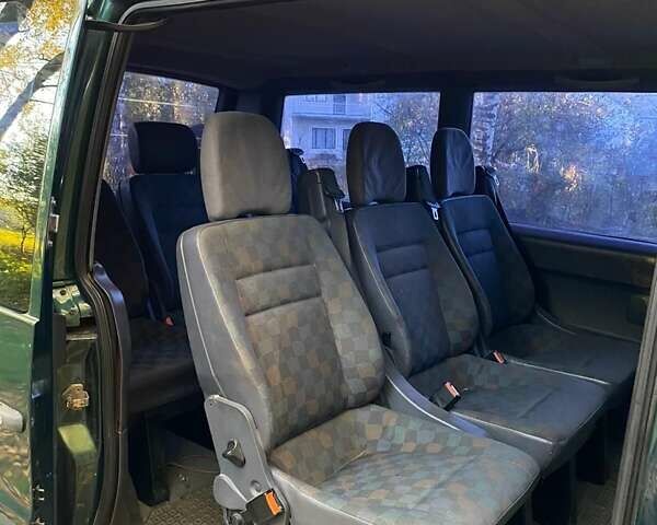 Зеленый Мерседес Вито, объемом двигателя 2.15 л и пробегом 311 тыс. км за 6500 $, фото 8 на Automoto.ua