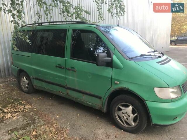 Зелений Мерседес Віто, об'ємом двигуна 2.15 л та пробігом 405 тис. км за 3500 $, фото 3 на Automoto.ua