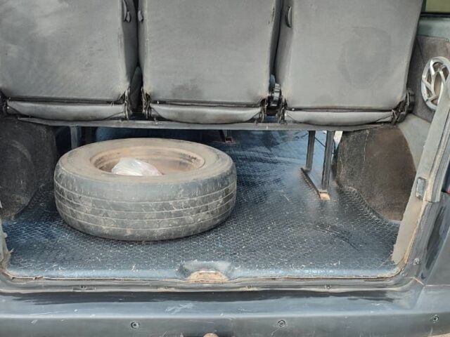 Зелений Мерседес Віто, об'ємом двигуна 2.1 л та пробігом 500 тис. км за 4200 $, фото 11 на Automoto.ua