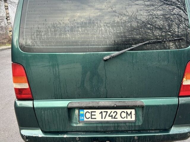 Зеленый Мерседес Вито, объемом двигателя 2.1 л и пробегом 317 тыс. км за 4730 $, фото 6 на Automoto.ua