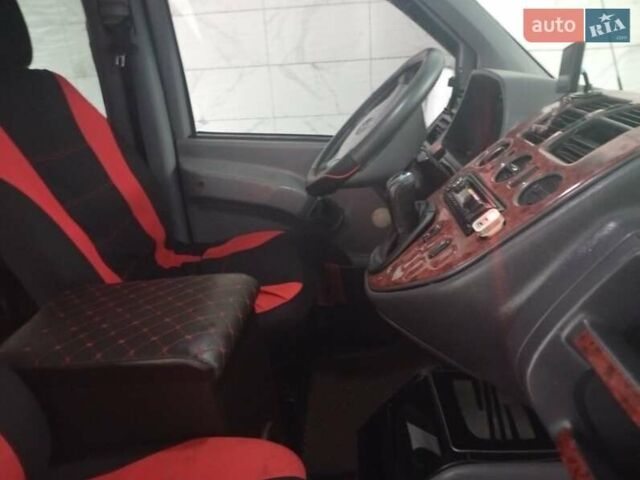 Зеленый Мерседес Вито, объемом двигателя 2.2 л и пробегом 430 тыс. км за 6200 $, фото 13 на Automoto.ua