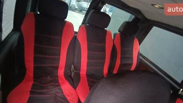 Зеленый Мерседес Вито, объемом двигателя 2.2 л и пробегом 430 тыс. км за 6200 $, фото 8 на Automoto.ua