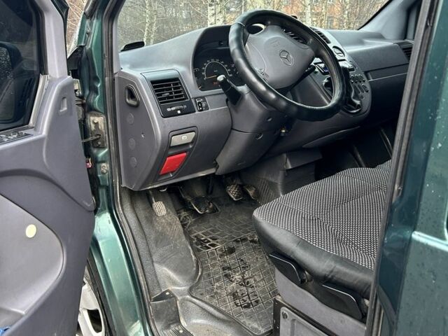 Зеленый Мерседес Вито, объемом двигателя 2.1 л и пробегом 317 тыс. км за 4730 $, фото 7 на Automoto.ua