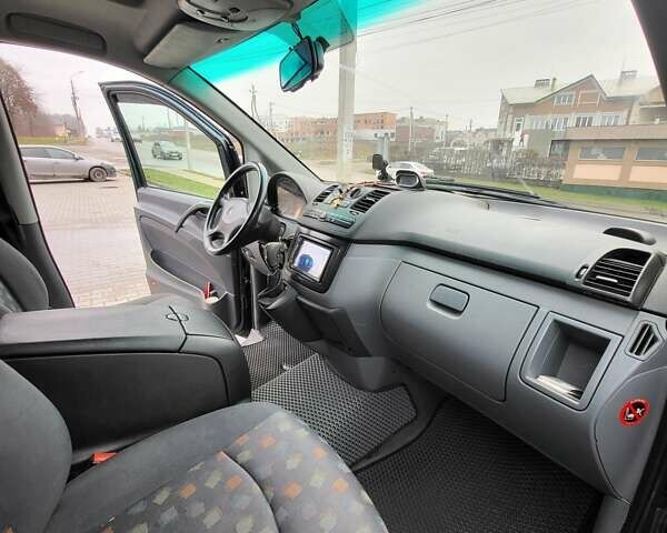 Зеленый Мерседес Вито, объемом двигателя 2.15 л и пробегом 458 тыс. км за 9900 $, фото 5 на Automoto.ua