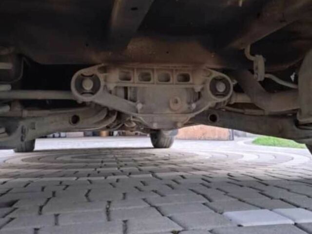 Зеленый Мерседес Вито, объемом двигателя 2.2 л и пробегом 186 тыс. км за 9998 $, фото 6 на Automoto.ua