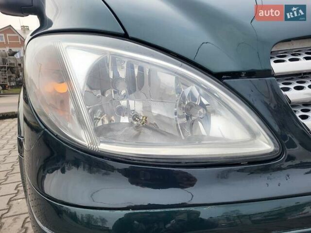 Зеленый Мерседес Вито, объемом двигателя 2.15 л и пробегом 458 тыс. км за 9900 $, фото 21 на Automoto.ua