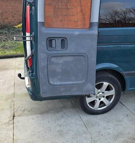 Зеленый Мерседес Вито, объемом двигателя 3 л и пробегом 248 тыс. км за 13700 $, фото 12 на Automoto.ua