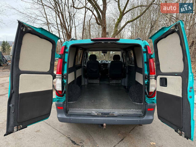 Зеленый Мерседес Вито, объемом двигателя 2.2 л и пробегом 544 тыс. км за 9000 $, фото 8 на Automoto.ua