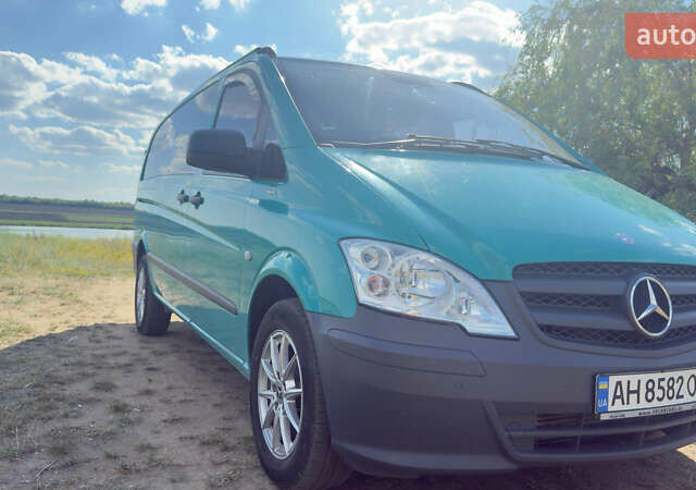 Зеленый Мерседес Вито, объемом двигателя 2.14 л и пробегом 200 тыс. км за 13500 $, фото 21 на Automoto.ua