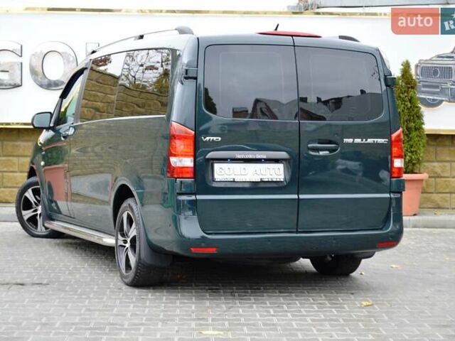 Зеленый Мерседес Вито, объемом двигателя 2.2 л и пробегом 99 тыс. км за 21500 $, фото 13 на Automoto.ua