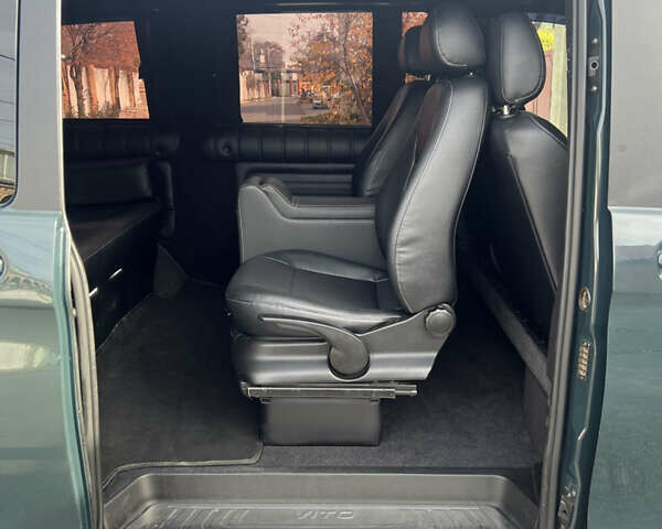 Зеленый Мерседес Вито, объемом двигателя 2.14 л и пробегом 169 тыс. км за 21900 $, фото 14 на Automoto.ua