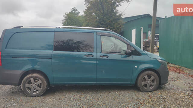 Зеленый Мерседес Вито, объемом двигателя 2.1 л и пробегом 155 тыс. км за 22100 $, фото 1 на Automoto.ua