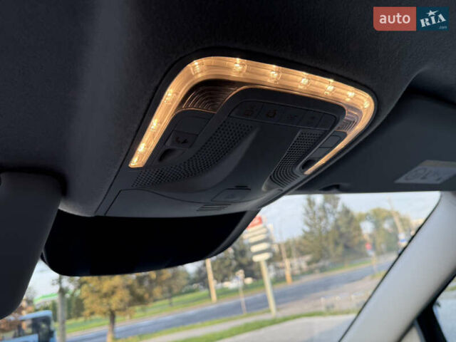 Зелений Мерседес Віто, об'ємом двигуна 1.95 л та пробігом 225 тис. км за 23999 $, фото 51 на Automoto.ua