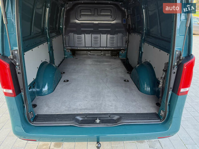 Зелений Мерседес Віто, об'ємом двигуна 1.95 л та пробігом 225 тис. км за 23999 $, фото 18 на Automoto.ua