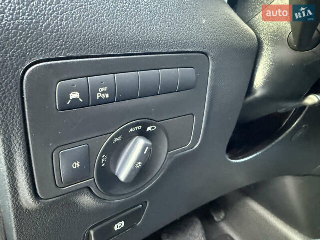 Зелений Мерседес Віто, об'ємом двигуна 1.95 л та пробігом 225 тис. км за 23999 $, фото 42 на Automoto.ua